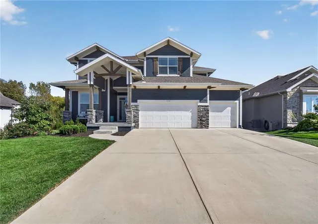 Photo 1 of Single family home for sale at 17219 S Allman Rd, Olathe, KS 66062 | MLS# 2646857 | Listing updated on 2026-10-16