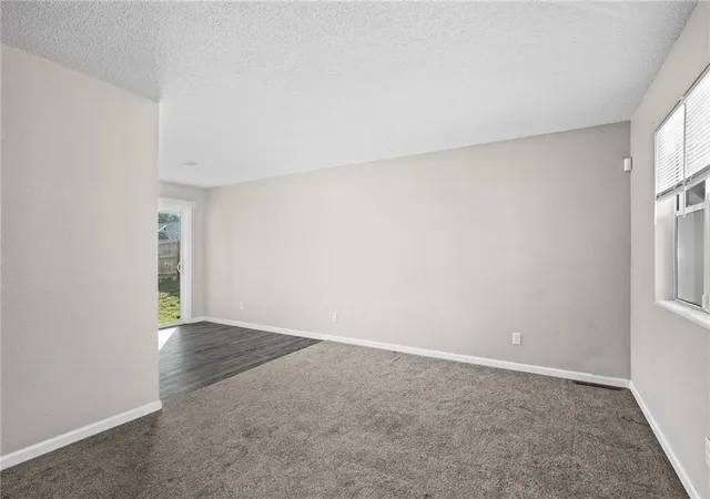 Photo 3 of Sale Pending at 1715 Borden Ave, Saint Joseph, MO 64507 | MLS# 2646859 | Listing updated on 2026-10-16