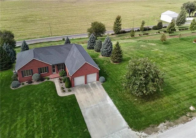 Photo 3 of Single family home for sale at Kingsview Dr, Mound City, MO 64470 | MLS# 2646865 | Listing updated on 2026-10-14