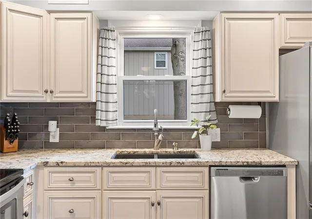 Photo 4 of Single family home for sale at 12705 W 99th Terrace, Lenexa, KS 66215 | MLS# 2646870 | Listing updated on 2026-10-17