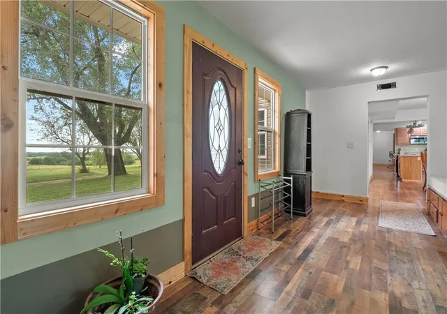 Photo 2 of Single family home for sale at 119 Ne 1050th Road, Warrensburg, MO 64093 | MLS# 2646875 | Listing updated on 2026-10-13
