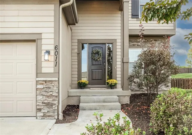 Photo 2 of Single family home for sale at 6011 Nw 92nd Terrace, Kansas City, MO 64154 | MLS# 2646880 | Listing updated on 2026-10-19