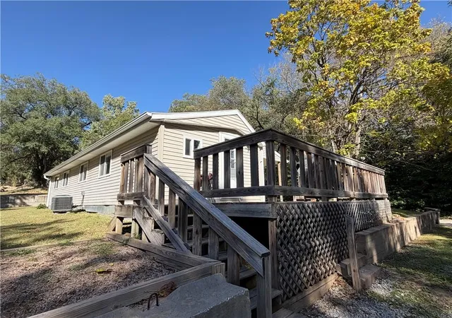 Photo 4 of Single family home for sale at 202 N Washington St, Rock Port, MO 64482 | MLS# 2646897 | Listing updated on 2026-10-13