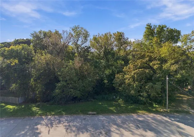 Photo 4 of Land for sale at 1527 S 34th Street, Kansas City, KS 66106 | MLS# 2646900 | Listing updated on 2026-10-15