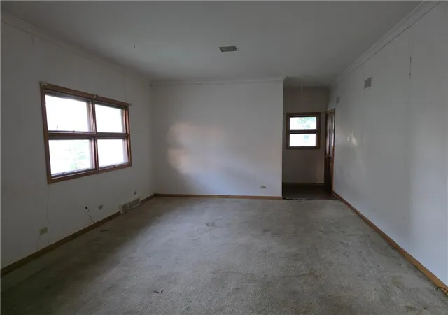 Photo 3 of Single family home for sale at 203 N Walnut, Iola, KS 66749 | MLS# 2646905 | Listing updated on 2026-10-14