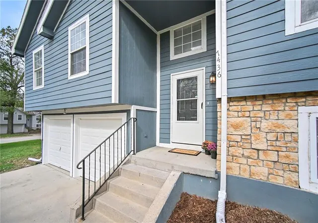 Photo 2 of Single family home for sale at 7436 Oakland Ave, Kansas City, KS 66112 | MLS# 2646916 | Listing updated on 2026-10-23