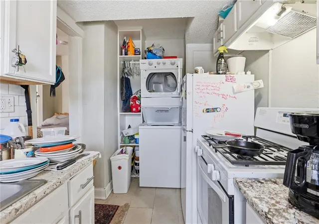 Photo 26 of Sale Pending at 16 W 37th Street, Kansas City, MO 64111 | MLS# 2646923 | Listing updated on 2026-10-19