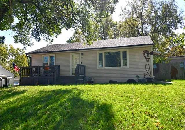 Single family home for sale at 5341 Clark Ave, Kansas City, KS 66106 | MLS# 2646928