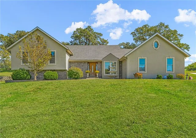 Photo 3 of Single family home for sale at 9027 US 59 Hwy, Atchison, KS 66002 | MLS# 2646939 | Listing updated on 2026-10-14