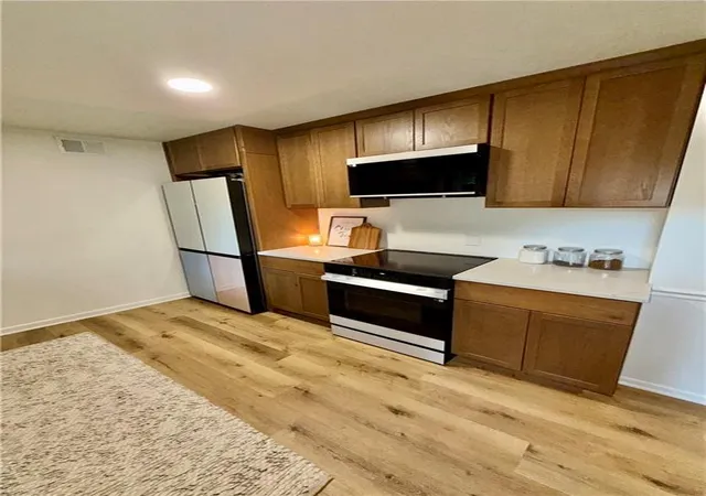 Photo 4 of Single family home for sale at 12100 59 Street, Kansas City, MO 64133 | MLS# 2646950 | Listing updated on 2026-10-20