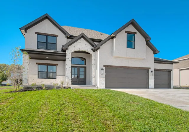 Photo 1 of Single family home for sale at 9411 Jarboe Ct, Kansas City, MO 64155 | MLS# 2646951 | Listing updated on 2026-10-14
