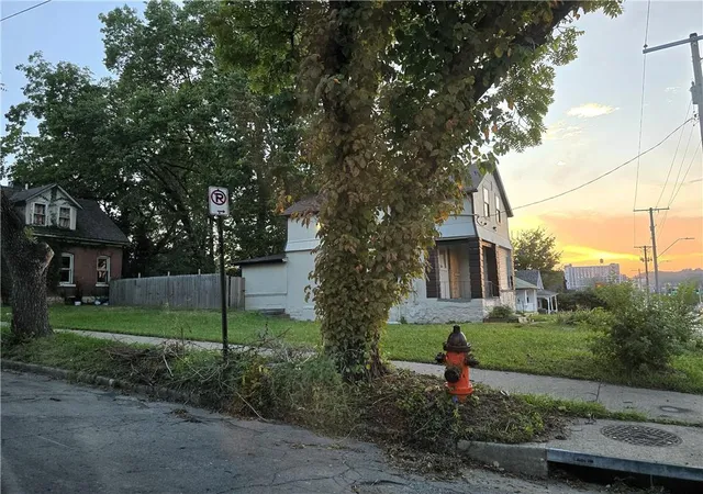 Photo 2 of Land for sale at 6415 Independence Ave, Kansas City, MO 64125 | MLS# 2646962 | Listing updated on 2026-10-19
