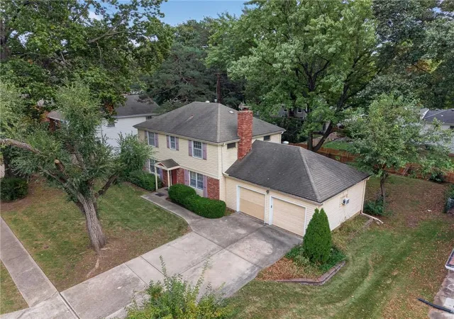 Photo 3 of Single family home for sale at 5701 W 97th Terrace, Overland Park, KS 66207 | MLS# 2646965 | Listing updated on 2026-10-23