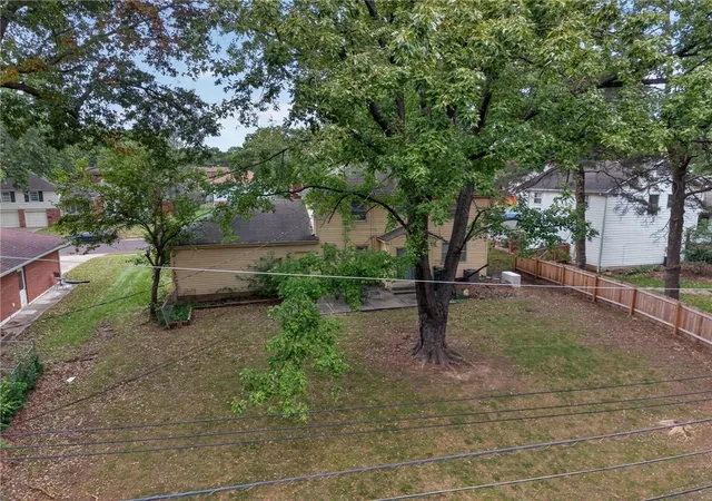 Photo 4 of Single family home for sale at 5701 W 97th Terrace, Overland Park, KS 66207 | MLS# 2646965 | Listing updated on 2026-10-23