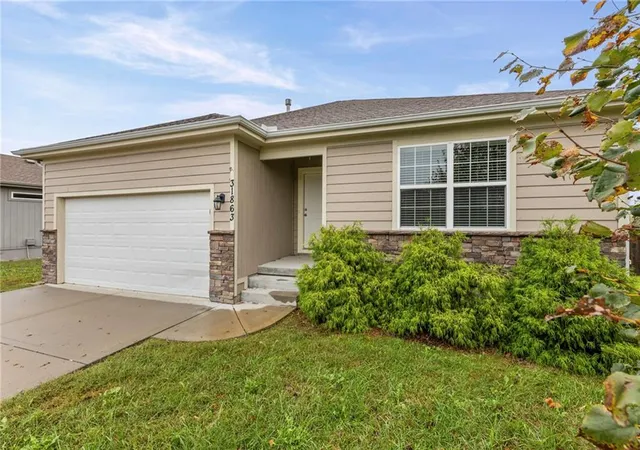 Photo 3 of Single family home for sale at 31863 W 172nd Street, Gardner, KS 66030 | MLS# 2646966 | Listing updated on 2026-10-16