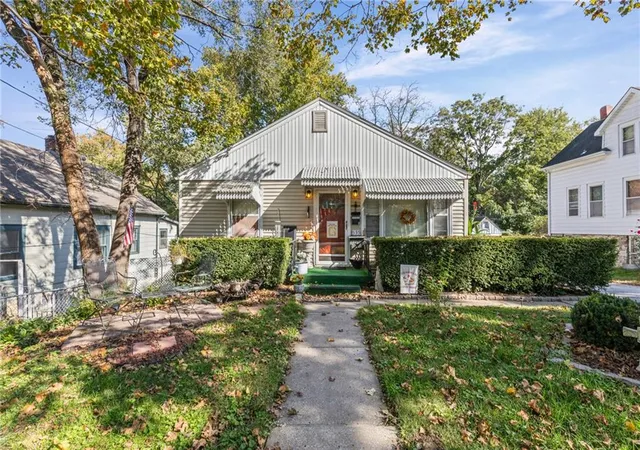 Photo 1 of Multi family home for sale at 535 S Arlington Ave, Independence, MO 64053 | MLS# 2646970 | Listing updated on 2026-10-21