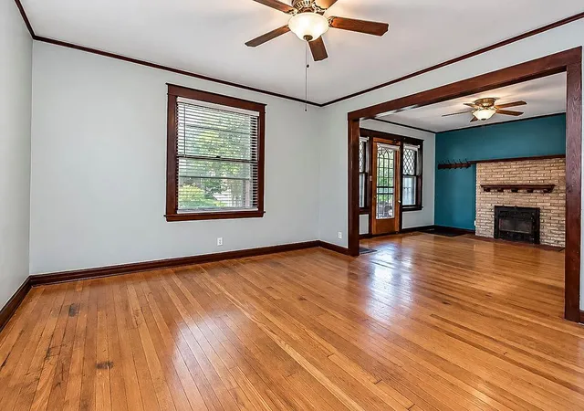 Photo 4 of Single family home for sale at 3215 Central St, Kansas City, MO 64111 | MLS# 2646976 | Listing updated on 2026-10-22