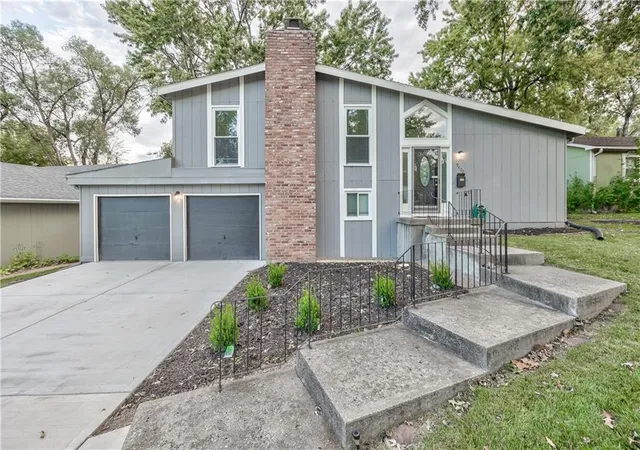 Photo 1 of Single family home for sale at 9400 W 83rd Terrace, Overland Park, KS 66212 | MLS# 2646995 | Listing updated on 2026-10-21