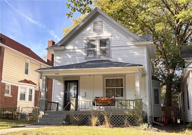 Single family home for sale at 4402 Windsor Ave, Kansas City, MO 64123 | MLS# 2646999