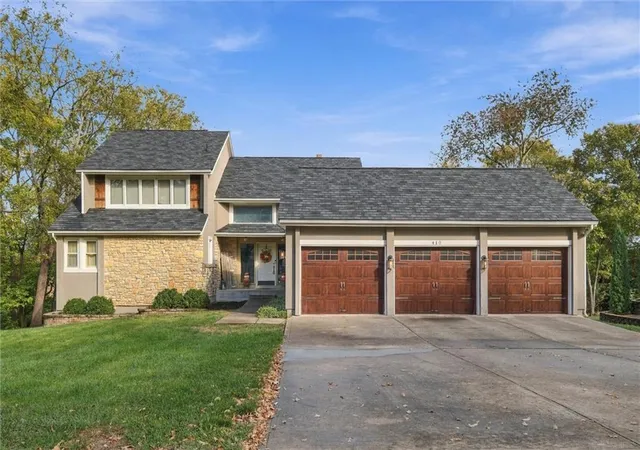 Photo 1 of Single family home for sale at 410 West 123rd Ter, Kansas City, MO 64145 | MLS# 2647000 | Listing updated on 2026-10-29