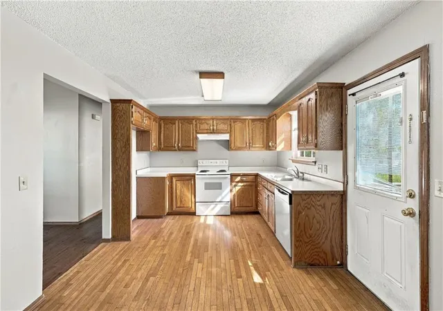 Photo 4 of Sale Pending at 4410 West 27th St, Joplin, MO 64804 | MLS# 2647017 | Listing updated on 2026-10-28