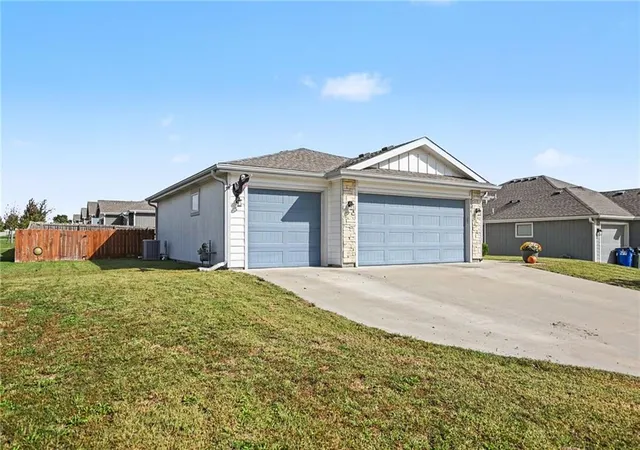 Photo 3 of Single family home for sale at 2504 E 26th Street, Lawrence, KS 66046 | MLS# 2647019 | Listing updated on 2026-10-15