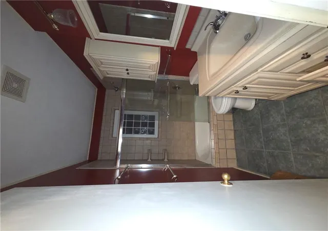 Photo 3 of Single family home for sale at 1210 S Holke Rd, Independence, MO 64057 | MLS# 2647023 | Listing updated on 2026-10-27