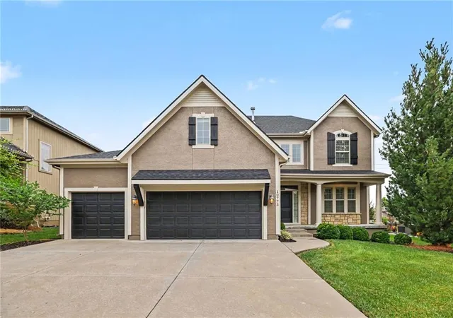 Photo 1 of Single family home for sale at 10773 S Palisade St, Olathe, KS 66061 | MLS# 2647027 | Listing updated on 2026-10-19