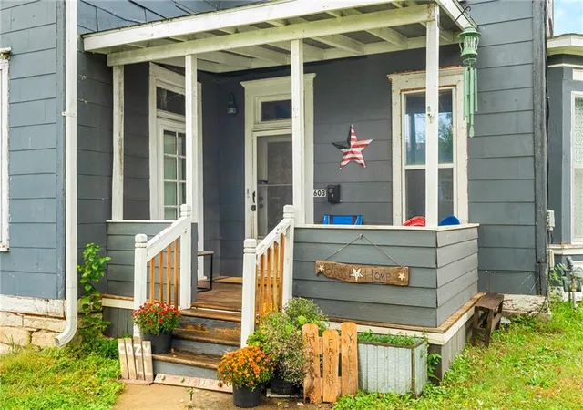 Photo 2 of Single family home for sale at 603 W 10th Street, Trenton, MO 64683 | MLS# 2647035 | Listing updated on 2026-10-18