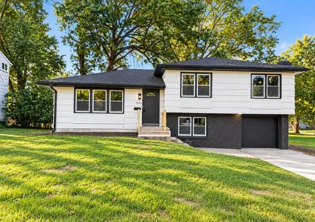 Photo 2 of Single family home for sale at 7503 E 93rd Street, Kansas City, MO 64138 | MLS# 2647036 | Listing updated on 2026-10-14