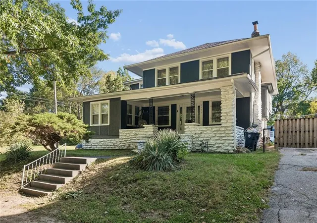 Photo 1 of Single family home for sale at 2955 E 29th Street, Kansas City, MO 64128 | MLS# 2647043 | Listing updated on 2026-10-19