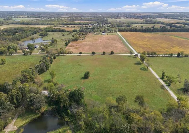 Photo 3 of Land for sale at 151st St And Evening Star Rd St, Eudora, KS 66025 | MLS# 2647049 | Listing updated on 2026-10-15