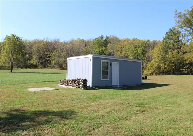 Photo 3 of Sale Pending at 964 Doty School Rd, Bates City, MO 64011 | MLS# 2647050 | Listing updated on 2026-10-20