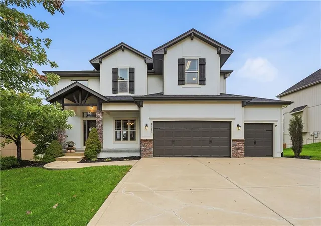 Photo 1 of Single family home for sale at 1115 Metfield Ln, Raymore, MO 64083 | MLS# 2647052 | Listing updated on 2026-10-20
