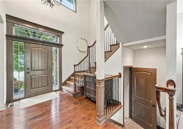 Photo 4 of Single family home for sale at 1115 Metfield Ln, Raymore, MO 64083 | MLS# 2647052 | Listing updated on 2026-10-20