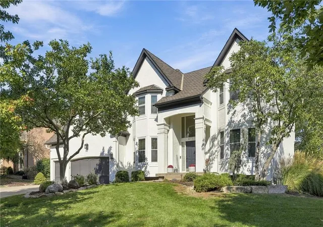 Photo 3 of Single family home for sale at 5712 W 146th Street, Overland Park, KS 66223 | MLS# 2647057 | Listing updated on 2026-10-18
