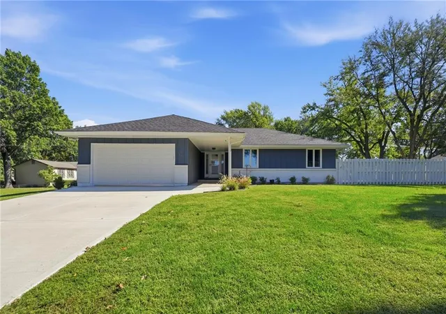 Single family home for sale at 201 SE Westwind Dr, Lees Summit, MO 64063 | MLS# 2647058