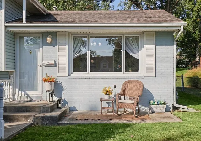 Photo 2 of Single family home for sale at 3012 S Norwood Ave, Independence, MO 64052 | MLS# 2647061 | Listing updated on 2026-10-17