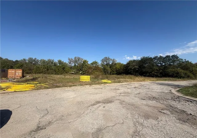 Photo 2 of Land for sale at 109th Street, Kansas City, MO 64134 | MLS# 2647065 | Listing updated on 2026-10-15
