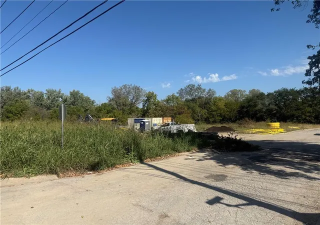 Photo 3 of Land for sale at 109th Street, Kansas City, MO 64134 | MLS# 2647065 | Listing updated on 2026-10-15