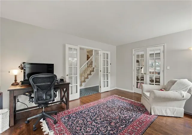 Photo 4 of Sale Pending at 9320 W 113th Street, Overland Park, KS 66210 | MLS# 2647072 | Listing updated on 2026-10-17