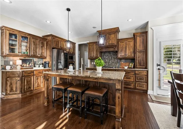 Photo 4 of Single family home for sale at 9411 W 163rd Terrace, Stilwell, KS 66085 | MLS# 2647082 | Listing updated on 2026-10-17