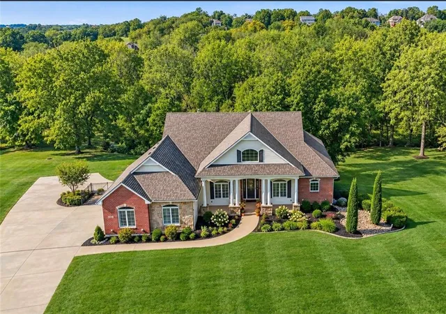 Photo 3 of Sale Pending at 1501 Whispering Ridge, Pleasant Hill, MO 64080 | MLS# 2647109 | Listing updated on 2026-10-18