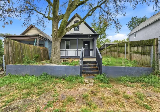Photo 3 of Single family home for sale at 207 N Mill St, Kansas City, KS 66101 | MLS# 2647110 | Listing updated on 2026-10-16