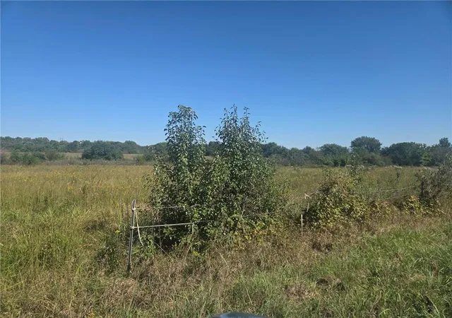 Photo 2 of Land for sale at 32570 Old Kc Rd, Paola, KS 66071 | MLS# 2647111 | Listing updated on 2026-10-16