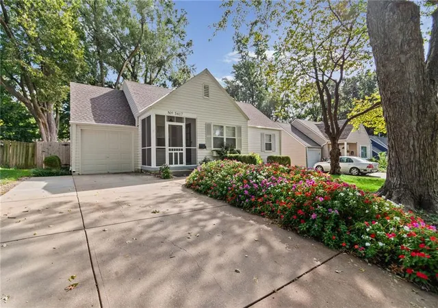 Photo 2 of Single family home for sale at 5417 Birch St, Roeland Park, KS 66205 | MLS# 2647113 | Listing updated on 2026-10-23