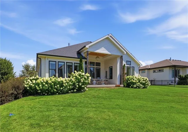 Photo 4 of Single family home for sale at 2501 W 176th Street, Stilwell, KS 66085 | MLS# 2647116 | Listing updated on 2026-10-29