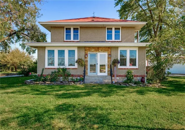 Photo 2 of Single family home for sale at 7531 Nw Us 24 Hwy, Topeka, KS 66618 | MLS# 2647121 | Listing updated on 2026-10-20