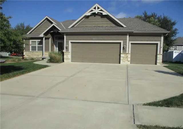 Single family home for sale at 28696 W 161st Street, Gardner, KS 66030 | MLS# 2647127