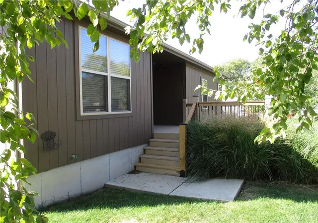 Photo 4 of Single family home for sale at 28696 W 161st Street, Gardner, KS 66030 | MLS# 2647127 | Listing updated on 2026-10-15
